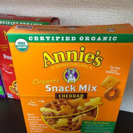 Annie's Homegrown Snack Mixes - Snack Mixes, Snacks