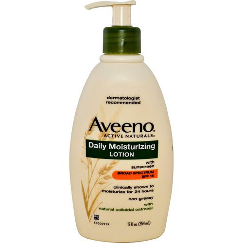 Aveeno, Active Naturals, Daily Moisturizing Lotion with Sunscreen, SPF 15, 12 fl oz (354 ml) Review